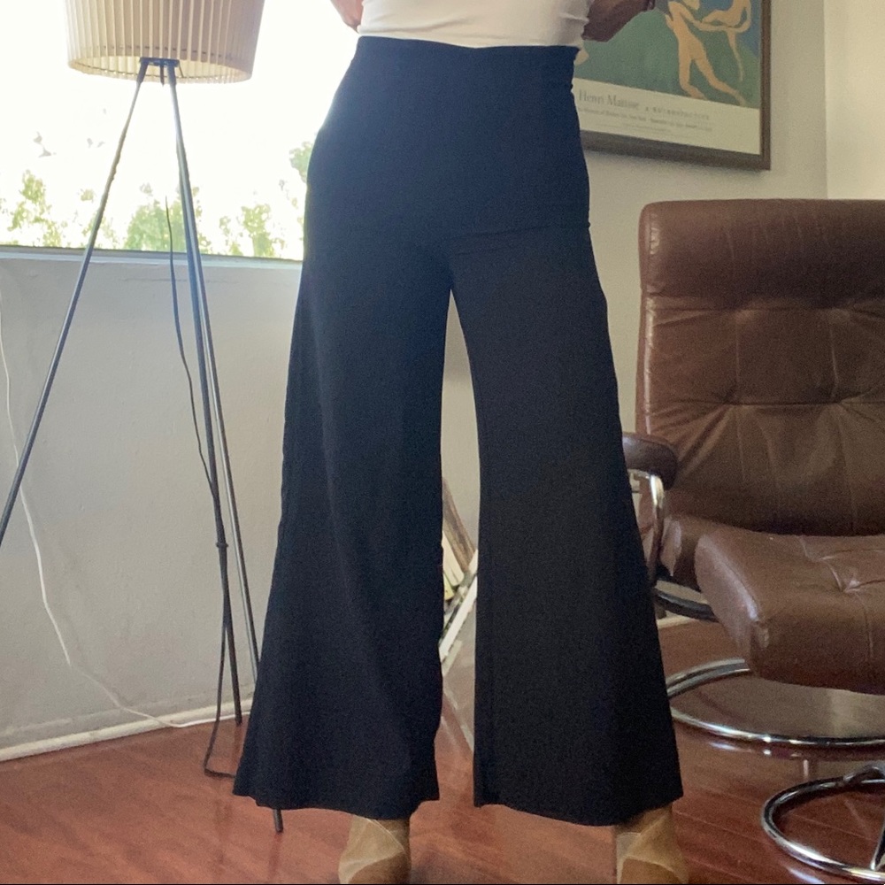 High waisted cropped wide leg pants size medium